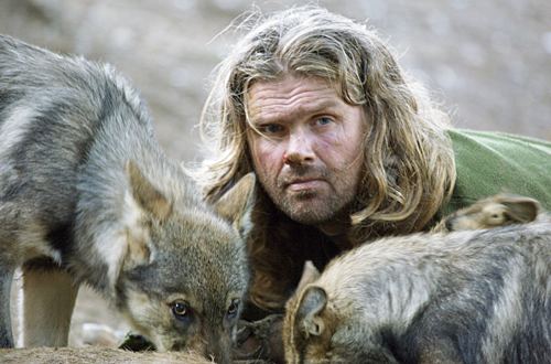 Shaun Ellis ist der einizige bekannte Mensch, der freiwilling unter Wölfen lebte