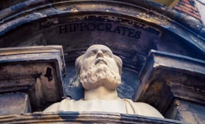 Eine Büste von Hippokrates.