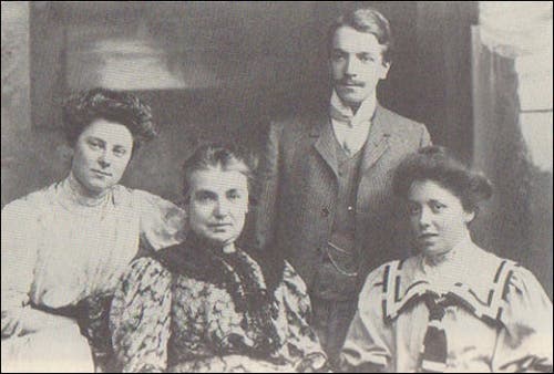Karen Horney mit Mutter und Geschwistern.