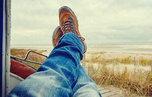 Ein Mann, der nichts tut.