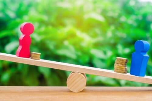 Bechdel-Test - zwei Figuren auf einer Wippe