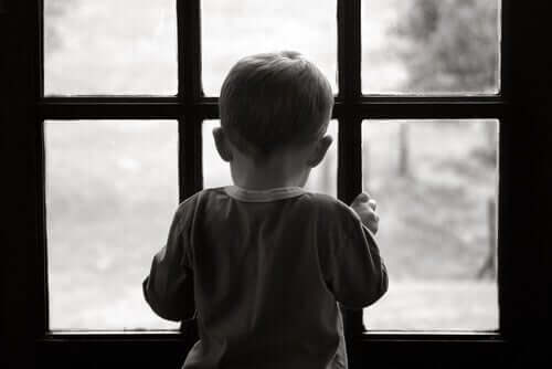 Im Fall von Depressionen bei Kindern und Jugendlichen hat dagegen nur die psychologische Therapie eine ausreichende erfahrungsgemäße Bestätigung.