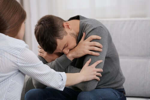 Obwohl es Zeiten gibt, in denen es bei einer Depression zu einer spontanen Remission kommt, verbleiben dennoch viele Menschen über viele Jahre hinweg in einem depressiven Zustand.