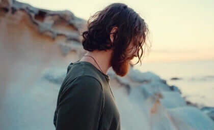 Die Depression ist eine Störung, die einen kurz- und langfristigen Ansatz erfordert.