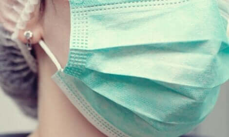 Gesundheitsfachkräfte benötigen Schutzausrüstung