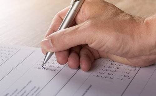 Die Rosenberg-Skala ist ein Test, um unser Selbstwertgefühl zu bestimmen