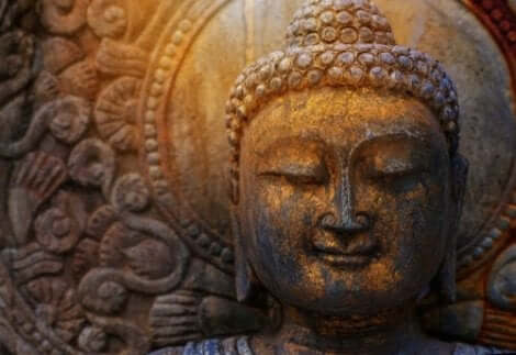 Buddhisten lehren, dass vier Bereiche überlegen sind, während die anderen sechs minderwertig sind