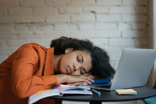 Hypersomnie - Extreme Müdigkeit oder Schlafsucht