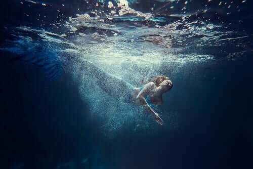 Legende von Odysseus - schwimmende Meerjungfrau