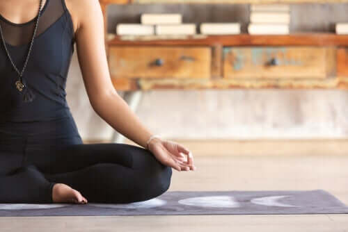 Drei Meditationsübungen, die du zuhause praktizieren kannst