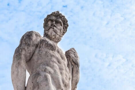 Mythos von Hera - Herkules-Statue