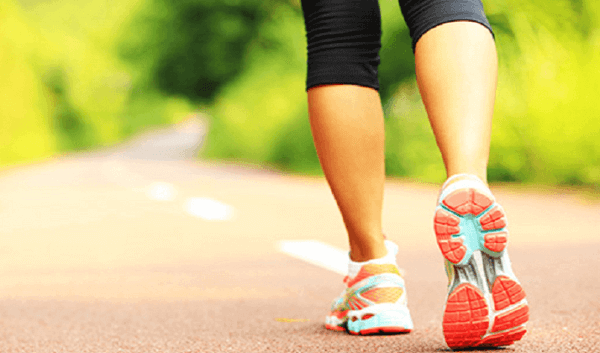 Sport und Frauen - Frau beim Laufen