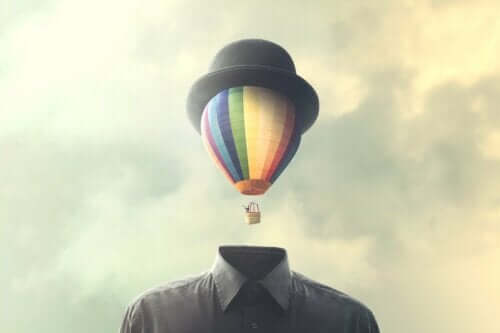 Ein Heißluftballonkopf