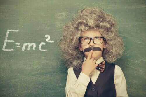 War Einstein schlauer als Mozart oder die Frage danach, was Menschen intelligent macht
