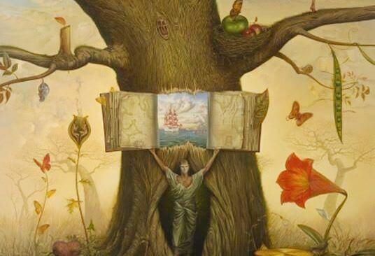 Baum mit einem geöffneten Buch