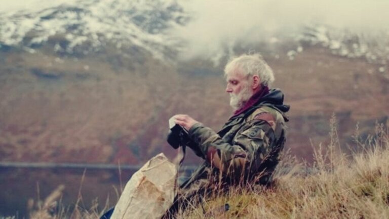 Die Geschichte des Mannes, der seit 40 Jahren allein im Wald lebt