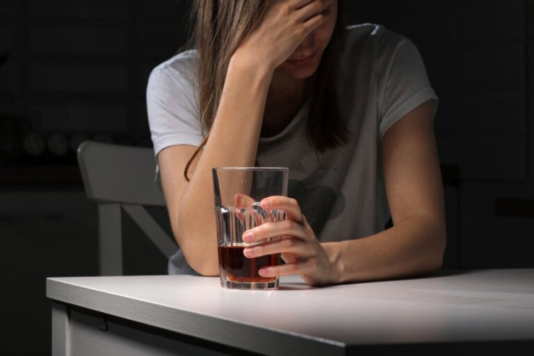 Der Alkoholkonsum verbessert die Stimmung nicht, er verstÃ¤rkt die Traurigkeit