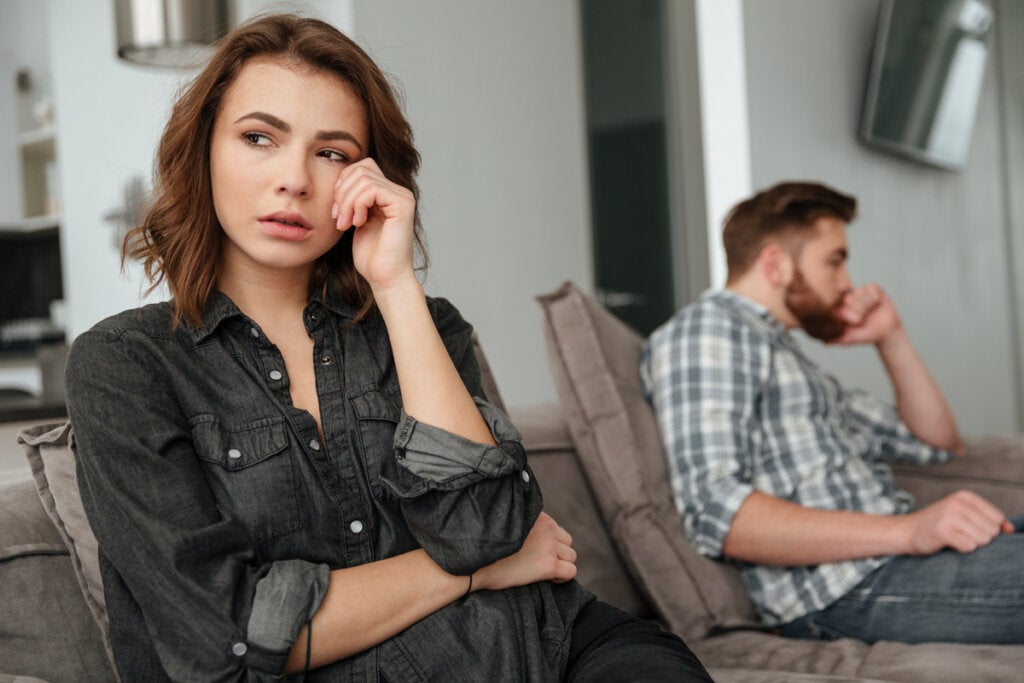 Gefühlskalter Partner: Wie wirkt sich mangelnde Zuneigung auf die Beziehung aus?